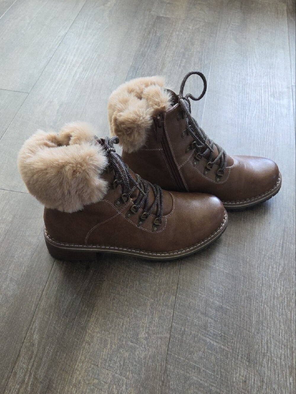 Women's Brown Lace-Up Faux Fur Trim Boots - Picture 2 of 9